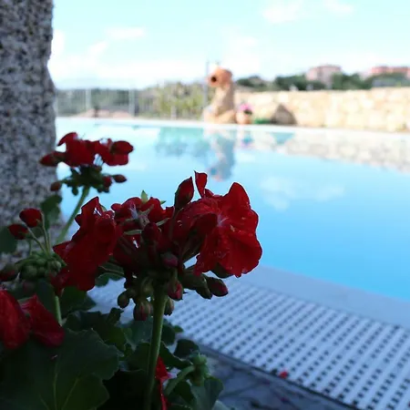 Apple Big Paradise Villa Budoni